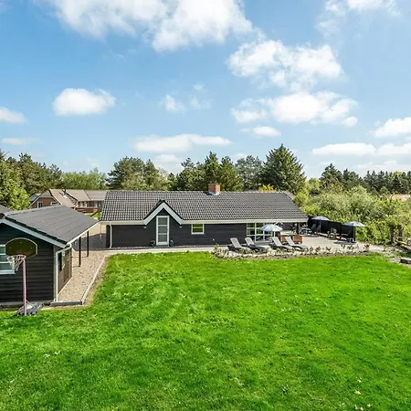 Blomstervangen Iv Holiday home *