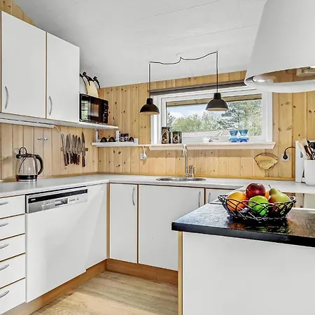 Holiday home Blomstervangen Iv